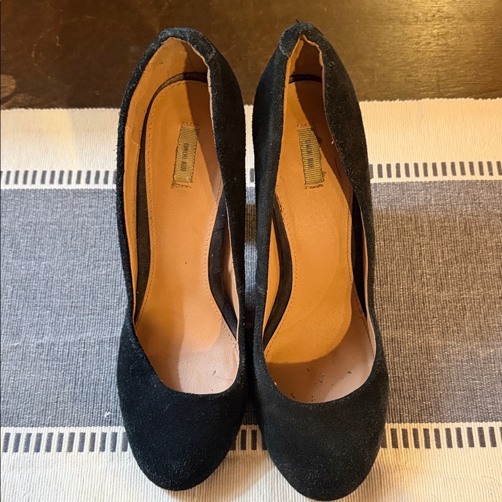 Kimchi Blue Black Suede Round-Toe Heels